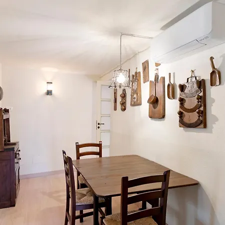 Pietra Viva Nyaraló Poggio (Imperia)